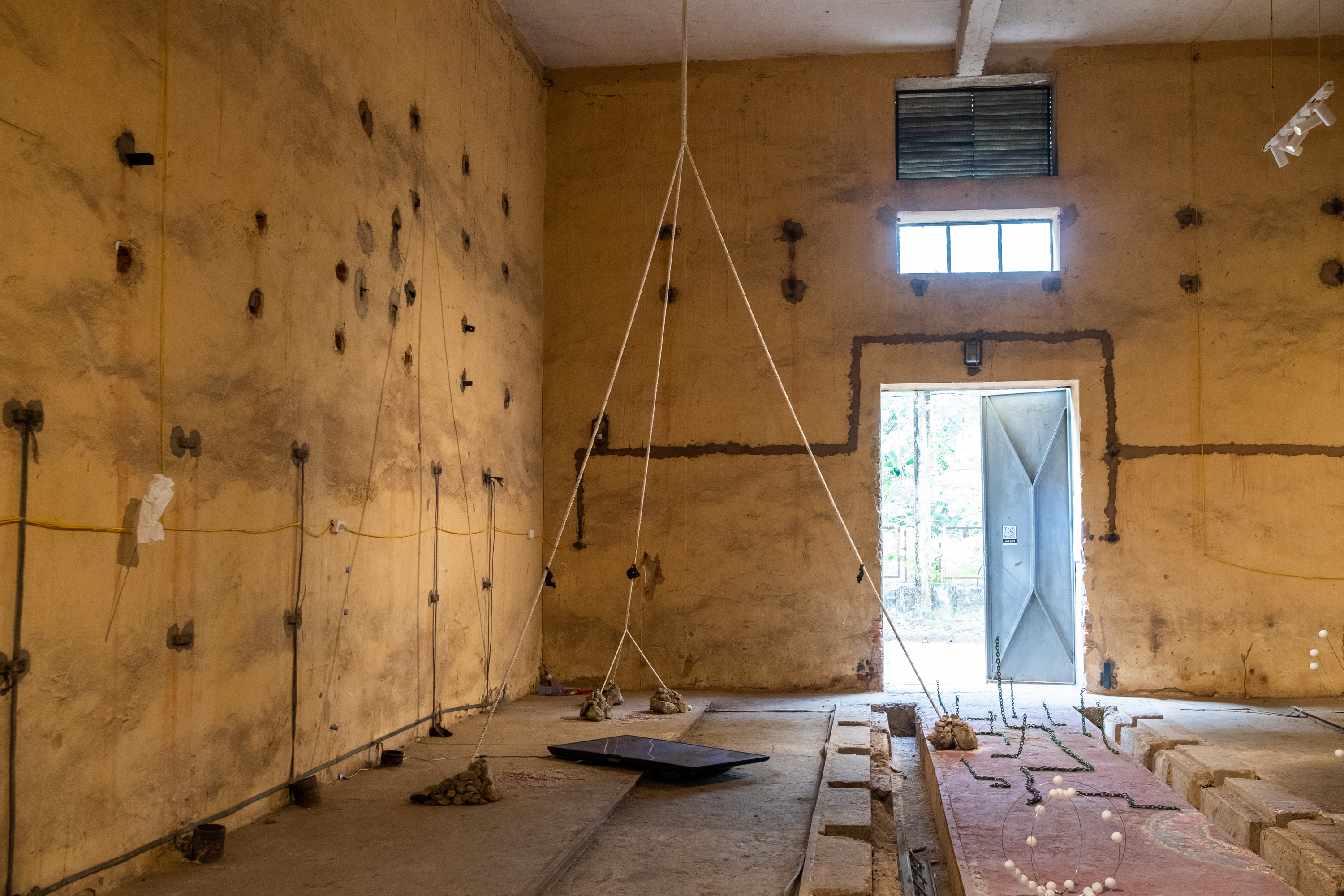 Bodies off Coordinates-Hanoi-Sylbee.jpg